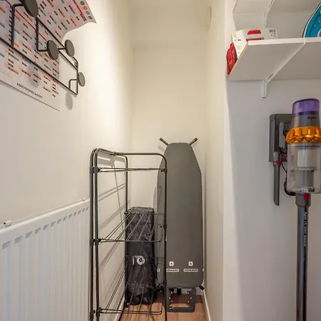 Met 3 Slaapkamers, Terras En Prachtig Uitzicht Apartamento